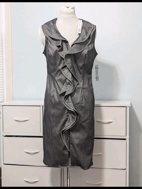 Samuel Dong Sleeveless Gray Ruffle-Front Midi Dress